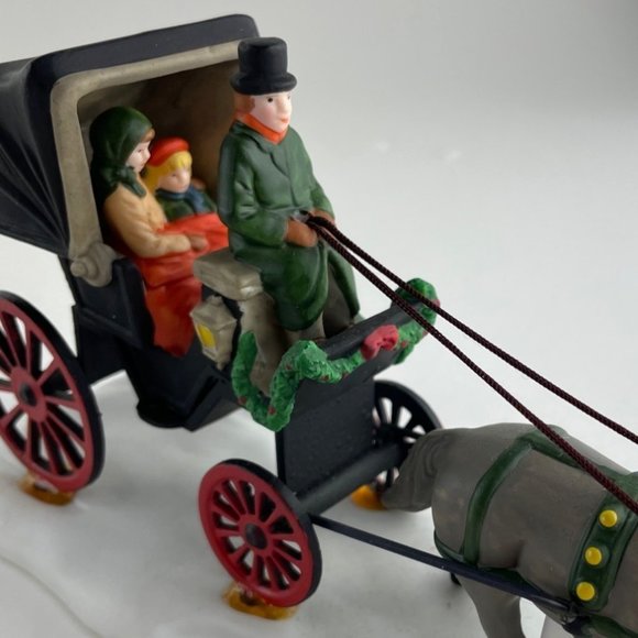 Christmas - DEPT. 56 - CENTRAL PARK CARRIAGE - Original Box - Picture 4 of 8